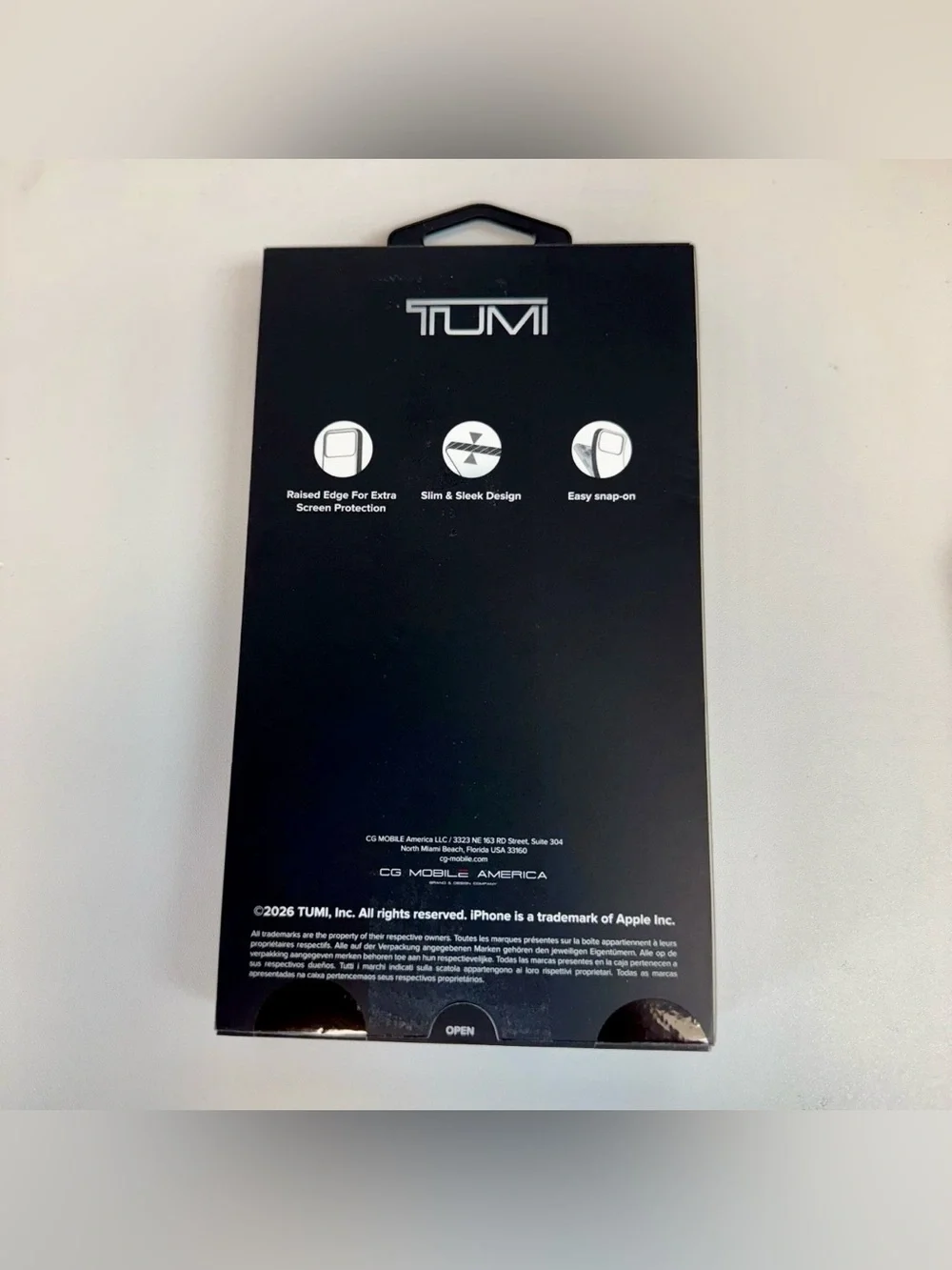 TUMI LEATHER PHONE CASE IPHONE 17 PRO MAX CASE  BLACK  NEW IN BOX